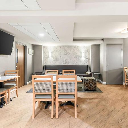 Best Western West Towne Suites Madison Buitenkant foto