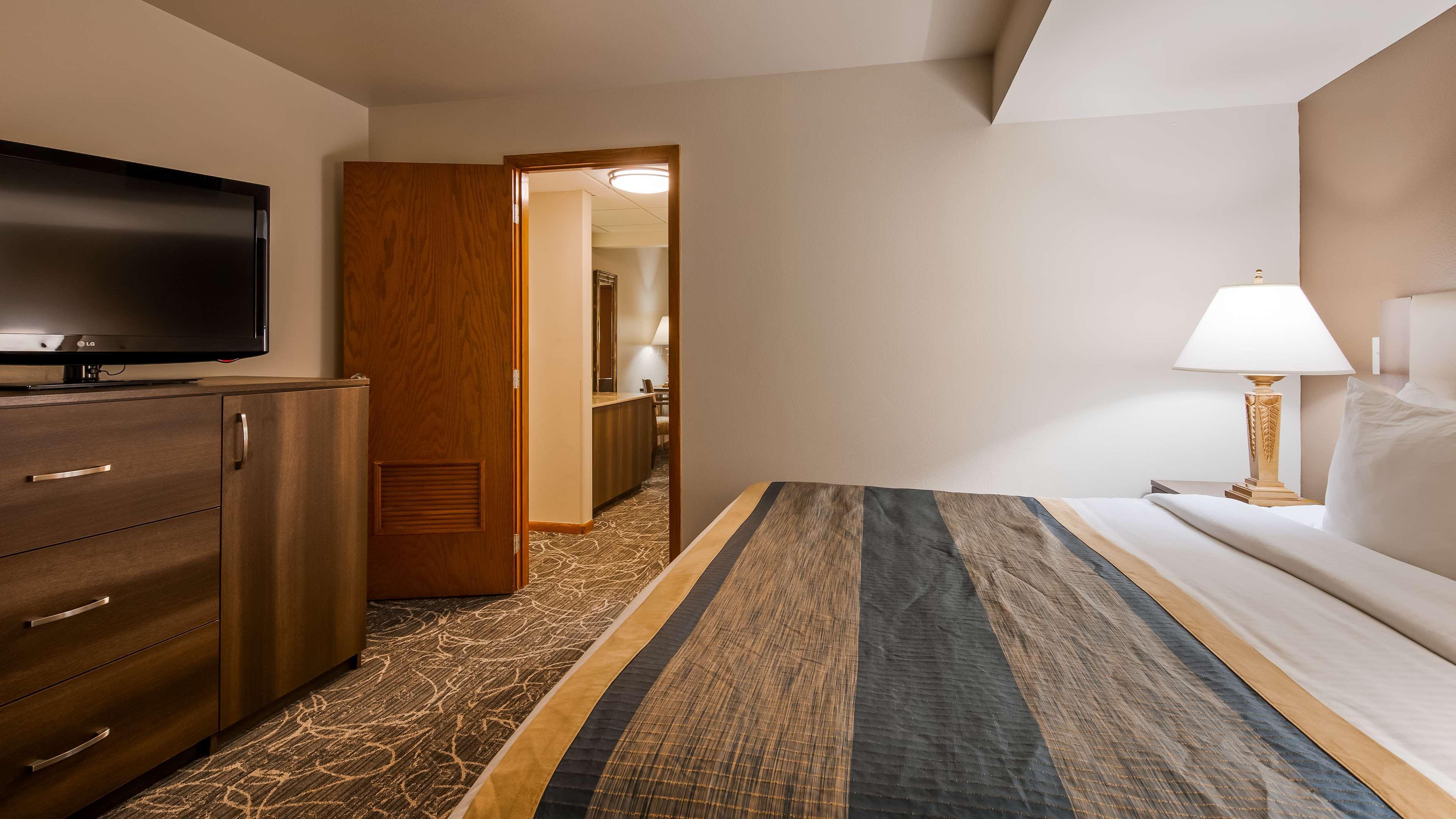 Best Western West Towne Suites Madison Buitenkant foto